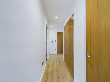 2 bedroom Flat to let in 50 Victoria Road, Ashford, TN23