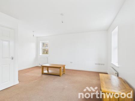 4 bedroom Semi-detached house to let in Broadview Close, Bridgefield, Ashford, TN25