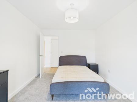 2 bedroom Flat to let in Cantia Place, Ashford, TN23