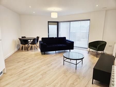 2 bedroom Flat to let in Hampton Place, Ashford, Ashford, TN23