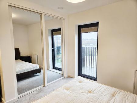 2 bedroom Flat to let in Hampton Place, Ashford, Ashford, TN23