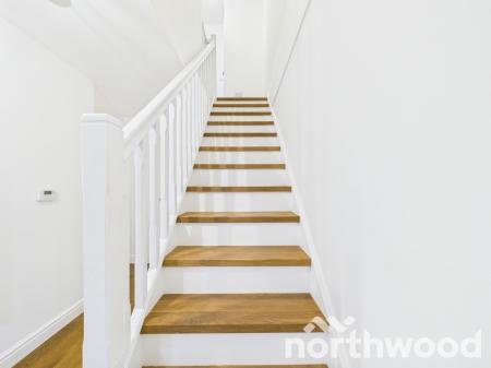 2 bedroom Terraced House to let in Lodge Close, Singleton, Ashford, TN23