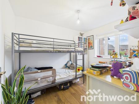 2 bedroom Terraced House to let in Lodge Close, Singleton, Ashford, TN23