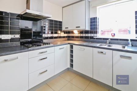 3 bedroom Link detached house to let in Pearmain Way, Singleton, Ashford, TN23