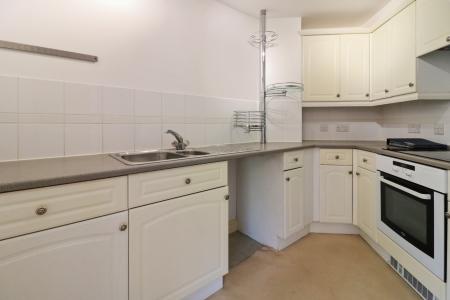 2 bedroom Flat to let in Richard Hillary Close, Willesborough, Ashford, TN24