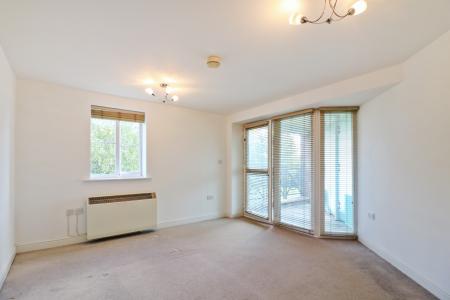 2 bedroom Flat to let in Richard Hillary Close, Willesborough, Ashford, TN24