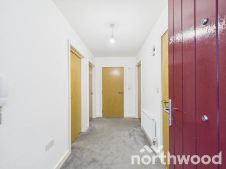 2 bedroom Flat to let in Victoria Crescent, Ashford, Ashford, TN23