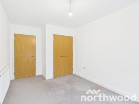 2 bedroom Flat to let in Victoria Crescent, La Riviere, Ashford, TN23