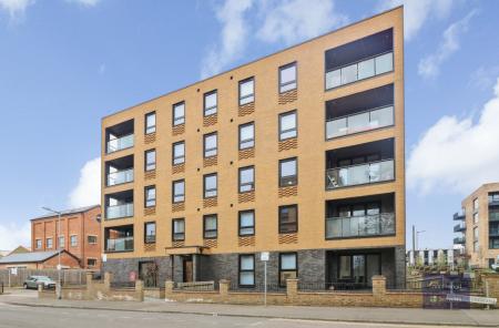 Victoria Crescent, Victoria Point, Ashford, TN23