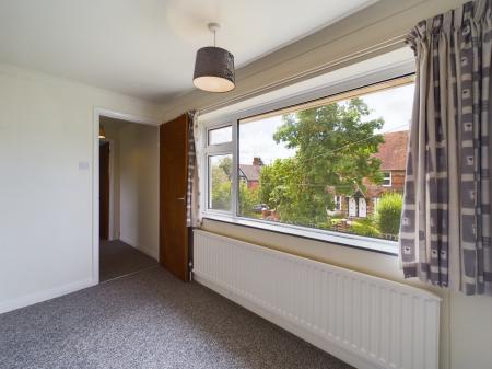 3 bedroom Detached house to let in Wye Road, Boughton Aluph, TN25