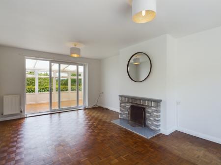 3 bedroom Detached house to let in Wye Road, Boughton Aluph, TN25