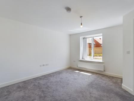 3 bedroom Detached house to let in Cornfield Lane, Kingsnorth, TN25