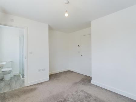 3 bedroom Detached house to let in Cornfield Lane, Kingsnorth, TN25