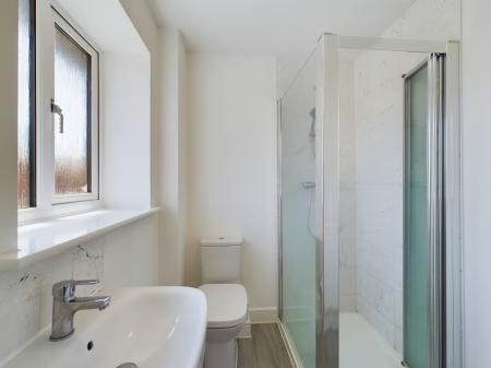 3 bedroom Detached house to let in Cornfield Lane, Kingsnorth, TN25