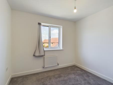 3 bedroom Detached house to let in Cornfield Lane, Kingsnorth, TN25