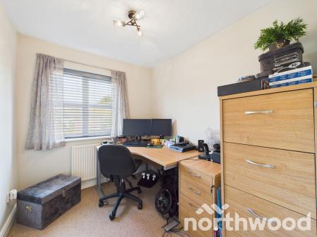 3 bedroom Semi-detached house for sale in Farrier Close, Orchard Heights, Ashford, TN25