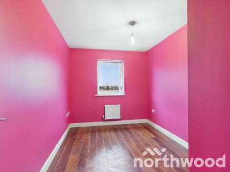 2 bedroom Apartment for sale in Drummond Grove, Willesborough, Ashford, TN24