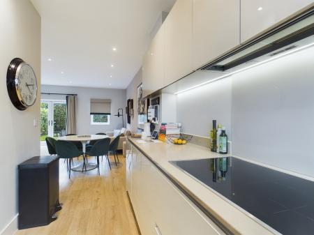 4 bedroom Town house to let in Chilmington Avenue, Chilmington Green, Ashford, TN23