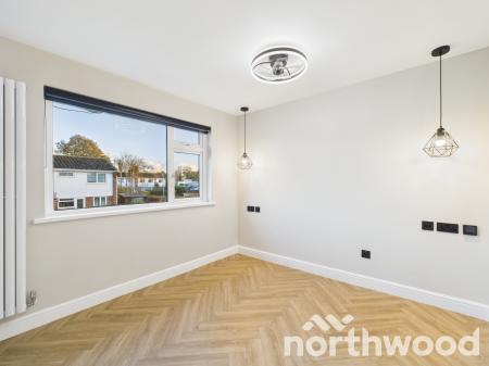 3 bedroom Terraced House to let in Underwood Close, Kennington, Ashford, TN24