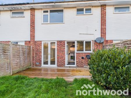 3 bedroom Terraced House to let in Underwood Close, Kennington, Ashford, TN24