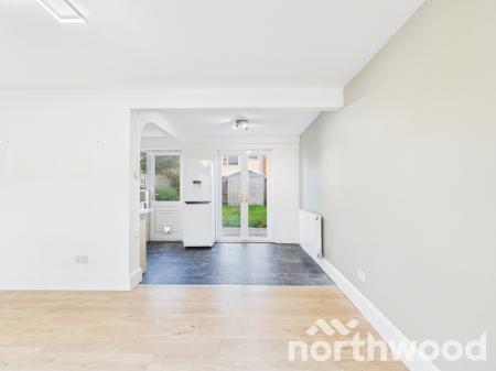 3 bedroom Terraced House to let in Underwood Close, Kennington, Ashford, TN24