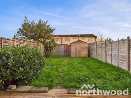 3 bedroom Terraced House to let in Underwood Close, Kennington, Ashford, TN24