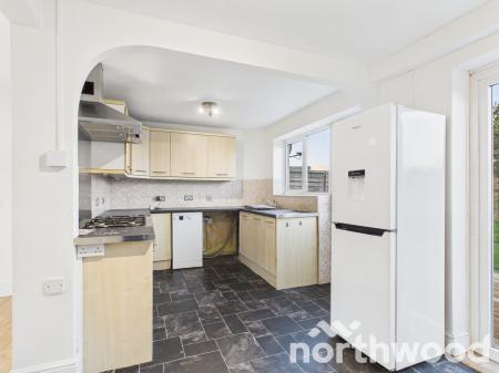 3 bedroom Terraced House to let in Underwood Close, Kennington, Ashford, TN24