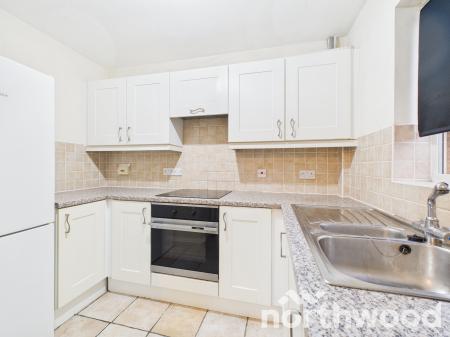 3 bedroom Semi-detached house to let in Forest Avenue, Ashford, TN25