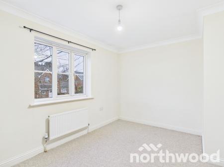 3 bedroom Semi-detached house to let in Forest Avenue, Ashford, TN25