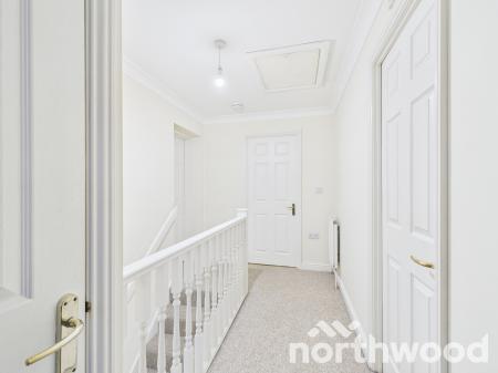 3 bedroom Semi-detached house to let in Forest Avenue, Ashford, TN25