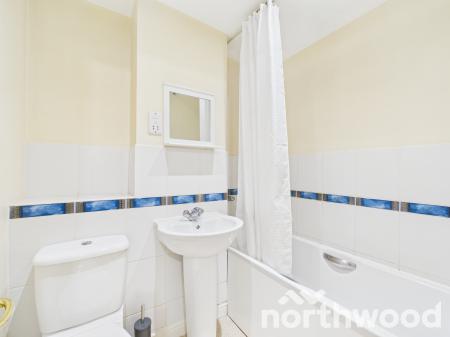 3 bedroom Semi-detached house to let in Forest Avenue, Ashford, TN25