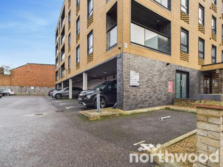 1 bedroom Flat to let in Victoria Crescent, Ashford, TN23