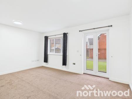 4 bedroom Semi-detached house to let in Sir John Killick Road, Repton Park, Ashford, TN23