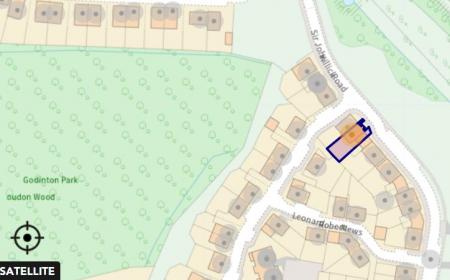 4 bedroom Semi-detached house to let in Sir John Killick Road, Repton Park, Ashford, TN23