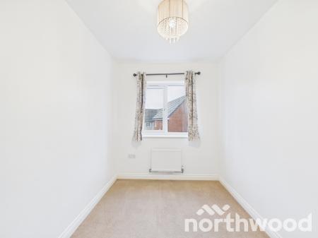 4 bedroom Semi-detached house to let in Sir John Killick Road, Repton Park, Ashford, TN23