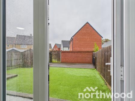 4 bedroom Semi-detached house to let in Sir John Killick Road, Repton Park, Ashford, TN23