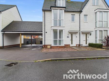 4 bedroom Semi-detached house to let in Sir John Killick Road, Repton Park, Ashford, TN23