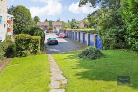 2 bedroom Flat to let in Canterbury Road, Town Centre, Ashford, TN24