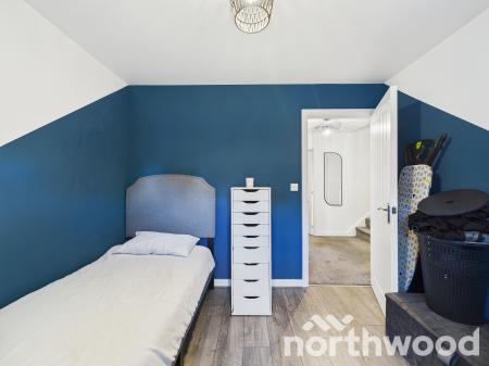 4 bedroom Semi-detached house for sale in Heritage Road, Bridgefield, Ashford, TN25