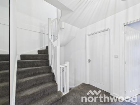 4 bedroom Semi-detached house for sale in Heritage Road, Bridgefield, Ashford, TN25