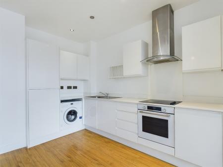 2 bedroom Flat to let in William Shipley House, Maidstone, ME15