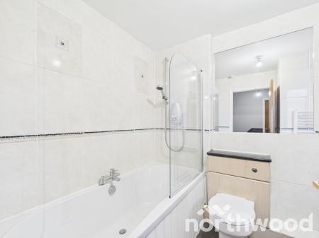 3 bedroom Semi-detached house to let in Royds Road, South Willesborough, Ashford, TN24