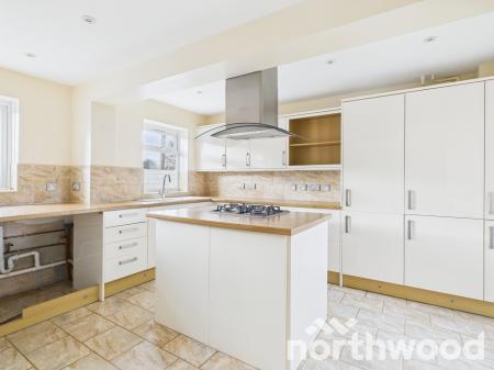 3 bedroom Semi-detached house to let in Royds Road, South Willesborough, Ashford, TN24