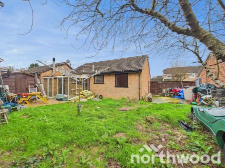 2 bedroom Bungalow for sale in Eggringe, Singleton, Ashford, TN23