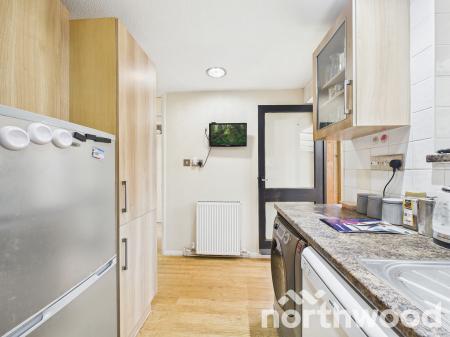 2 bedroom Bungalow for sale in Eggringe, Singleton, Ashford, TN23