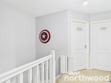 3 bedroom Terraced House for sale in Lodge Close, Singleton, Ashford, TN23