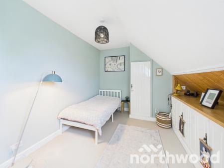 2 bedroom Flat for sale in The Grove, Pluckley, TN27