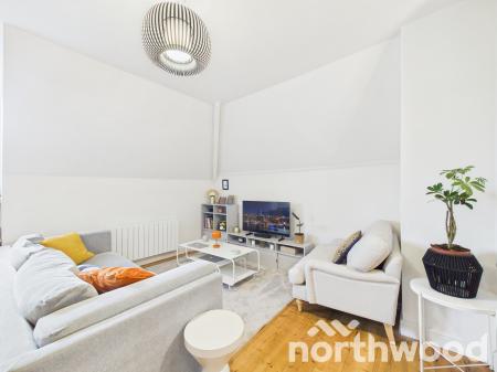 2 bedroom Flat for sale in The Grove, Pluckley, TN27