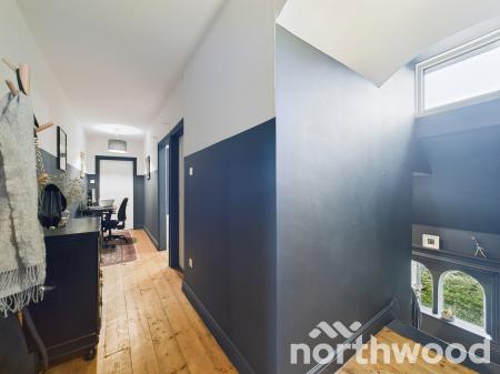 2 bedroom Flat for sale in The Grove, Pluckley, TN27