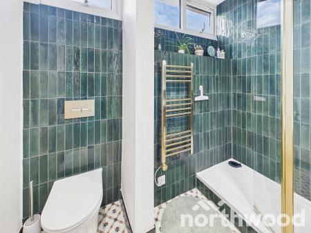 2 bedroom Flat for sale in The Grove, Pluckley, TN27